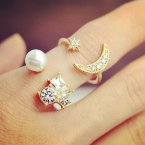 Moon & Star Ring Set - Trinket Square