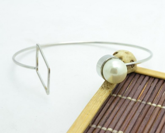 Pearl Rhombus Bangle - Trinket Square