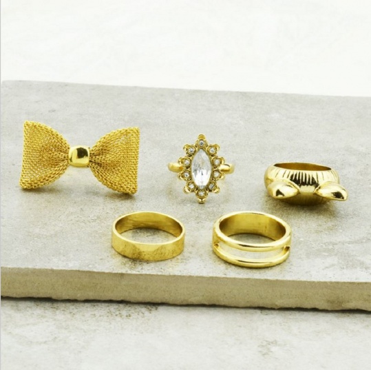 Bow Ring Set - Trinket Square