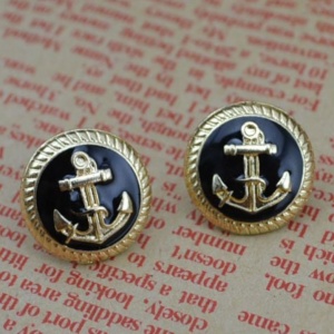 Anchor Earrings - Black - Trinket Square (1)