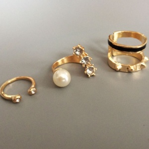 Pluto Ring Set - Trinket Square (3)