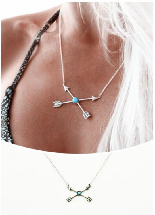 Two Arrow Necklace - Trinket Square (1)